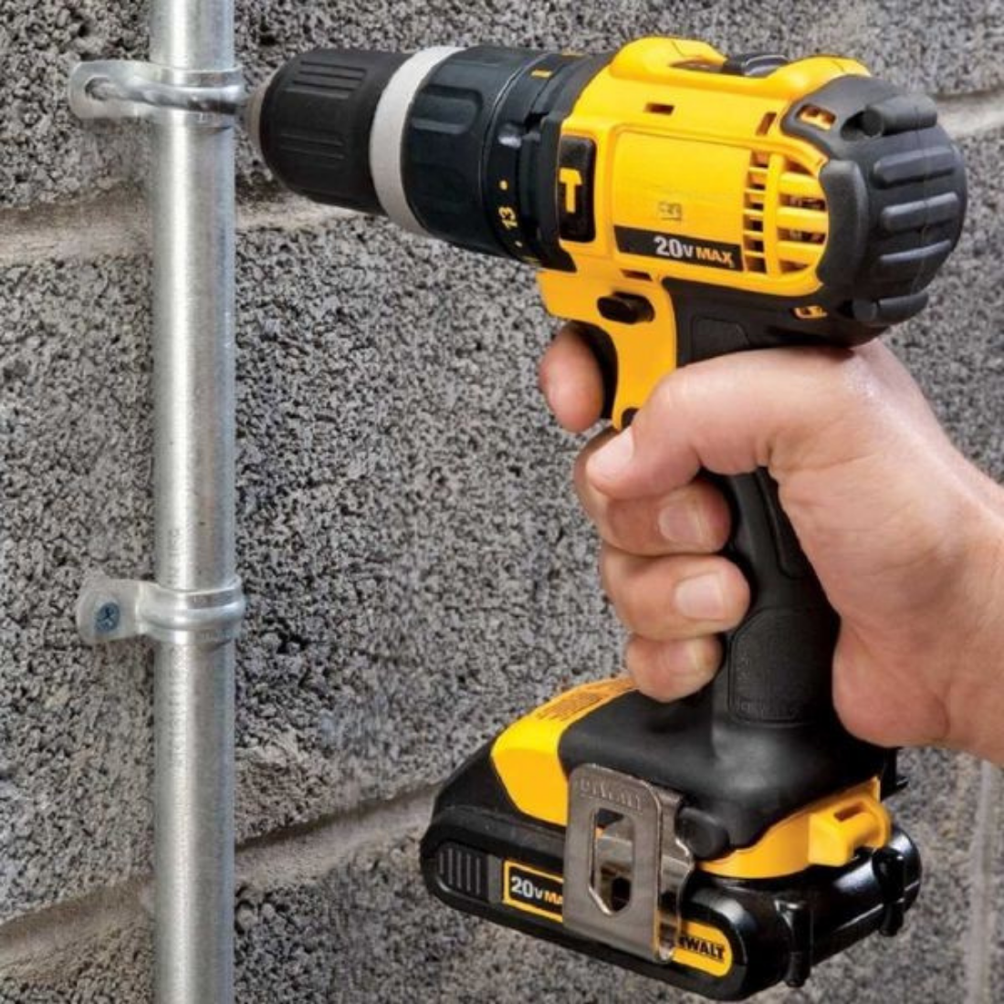 TALADRO INALAMBRICO +26 ACCESORIOS +2 BATERIAS